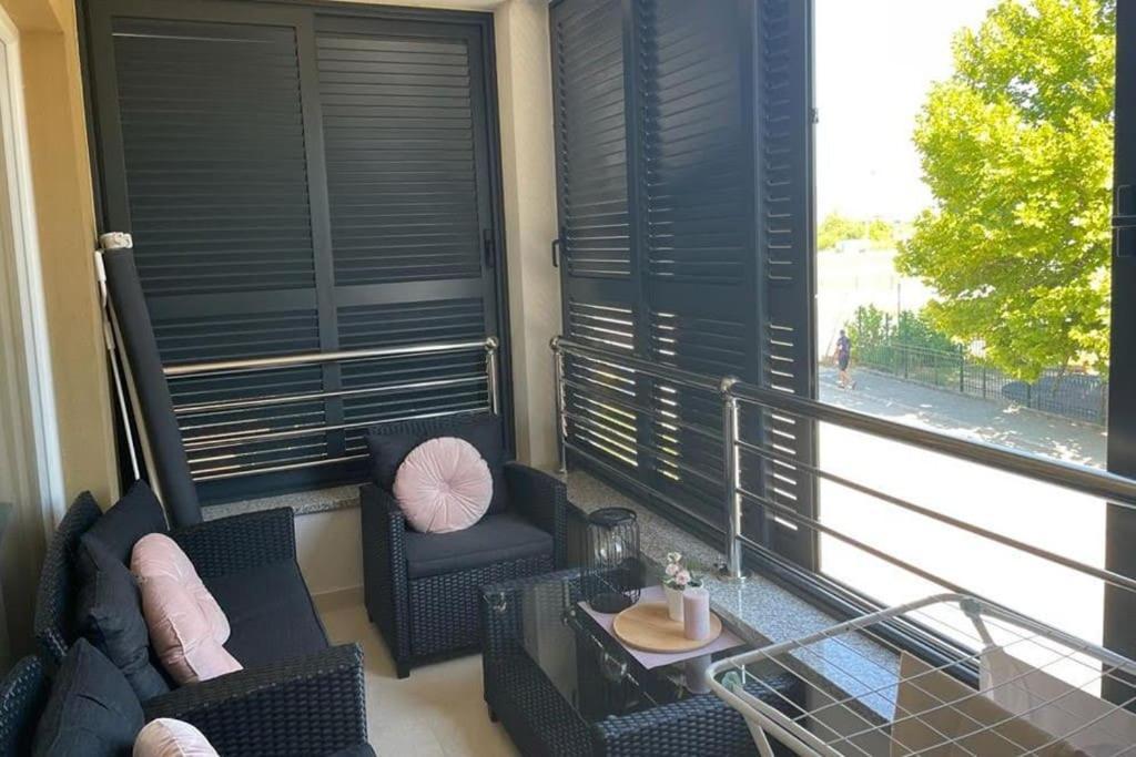 New Modern Accommodation In City Metković Exterior foto